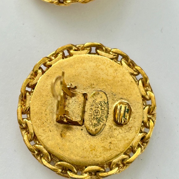 CHANEL Black and Gold Earrings - Picture 3 of 4